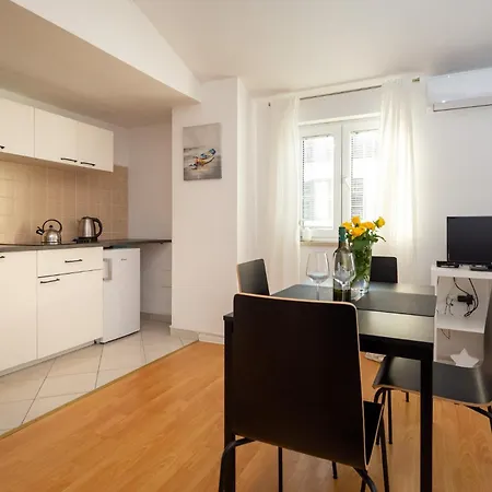Apartament Luka Free Bikes *